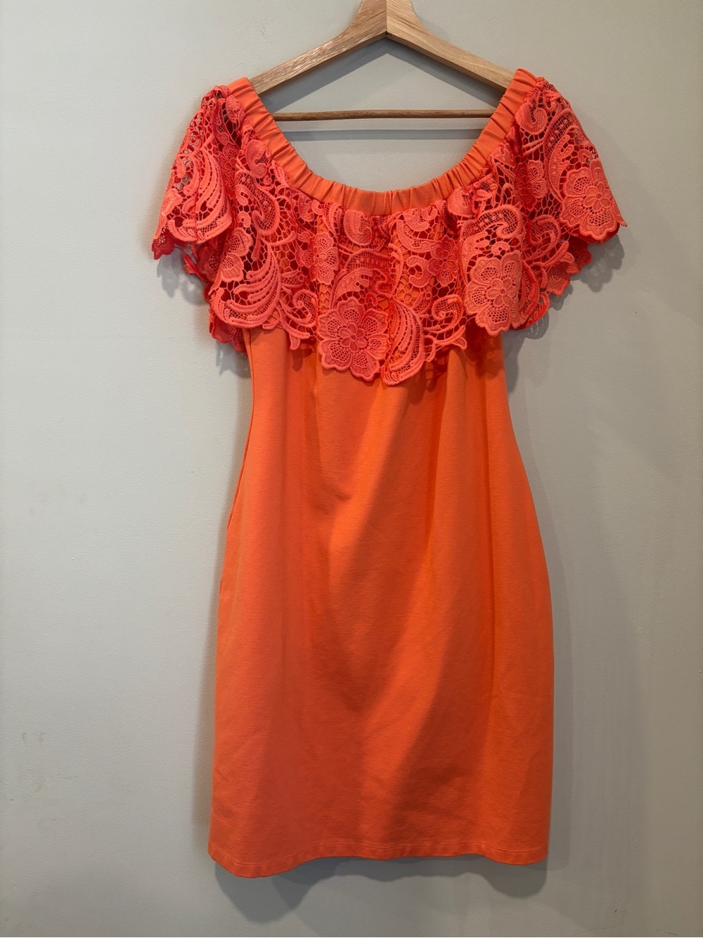 Off-Shoulder Peach-Orange Lace Trim Women's Dress Size L Stretchy Sheath